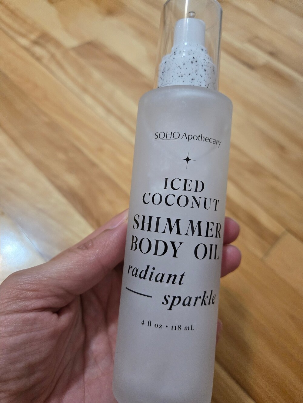 Iced Coconut Shimmer Body Oil - Radiant Sparkle (White)
